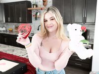 February 2025 Flavor Of The Month Ashley Alexander - S5:E7