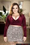 Chubby Vixen In Stockings Fucks Alex In Bed photos (Natasha Nice, Alex Mack)