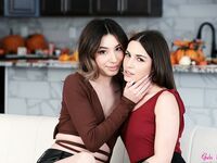 Sweetening Our Thanksgiving Feast - S11:E7