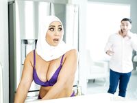 Bootylicious Arab MYLF Carmela Clutch Gets Fucked Balls Deep