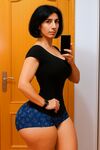 Vicenta nenaza culona cachonda