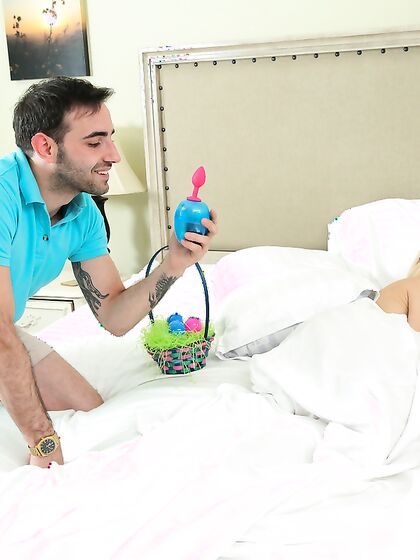 ¿Puedo encontrar todos los huevos de Pascua de mis hermanastras? - T18: E3