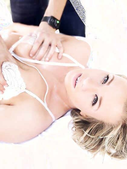 Fotos de Under The Canopy (Bailey Brooke)