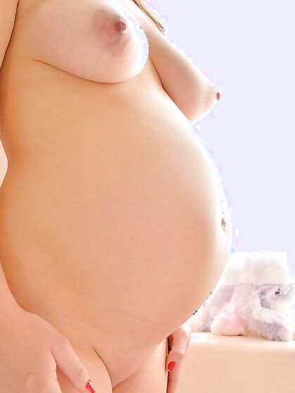 Pregnant Striptease photos (Melissa Matters)
