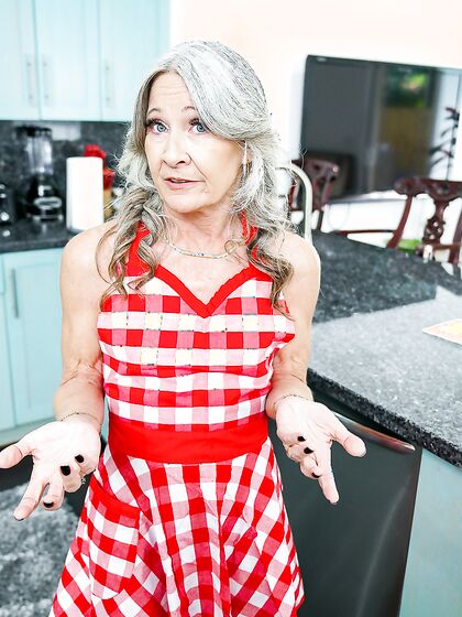 Perverted Granny Leilani Lei Sucks And Rides Young Cock In POV