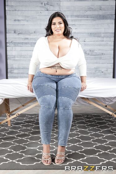 Fotos da vaca gorda Sofia Rose transada por seu massagista (Bambino)