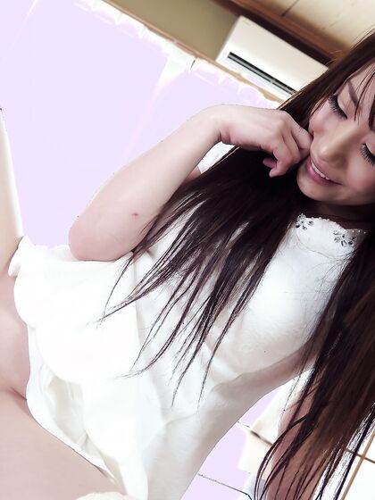 Smiley Asian Lady Airi Mashiro Gets Deeply Fucked