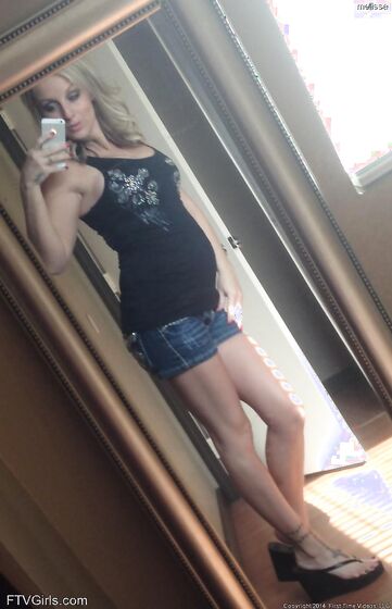 Candid Selfies photos (Melissa Matters)