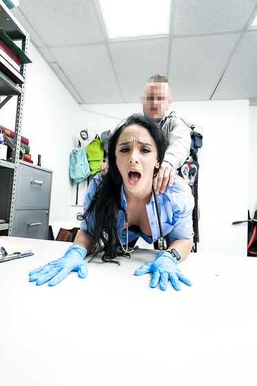 Whorish Doktor Sheena Ryder Becerdin Topları Derin Alır
