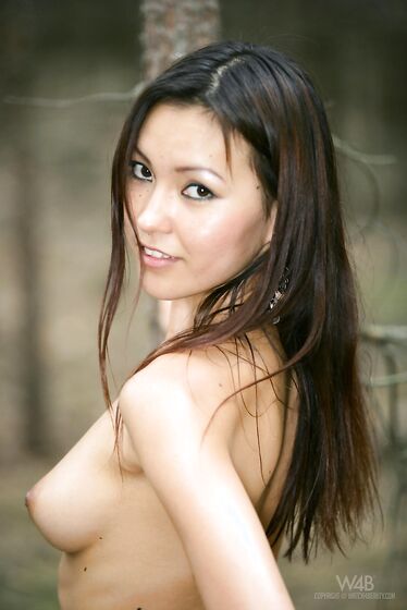 Shaved Pussied Skinny Asian Annie Ling Strips Out Of Her Yellow Bikini In The Forest photos (Agnes Mirai)