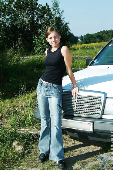 Naughty Teenage Babe Beth Nubiles Strips By The Car In The Middle Of The Picturesque Road