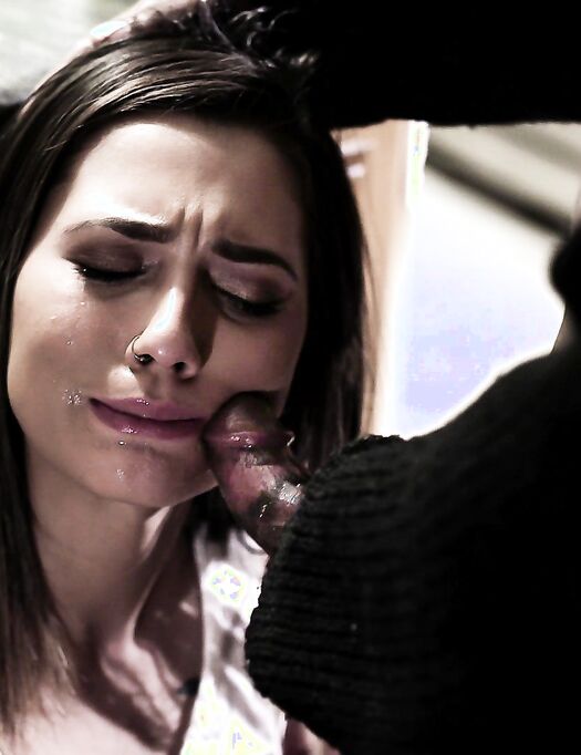 Jaye Summers Gets Eaten Out And Shagged By Handsome Black Dude