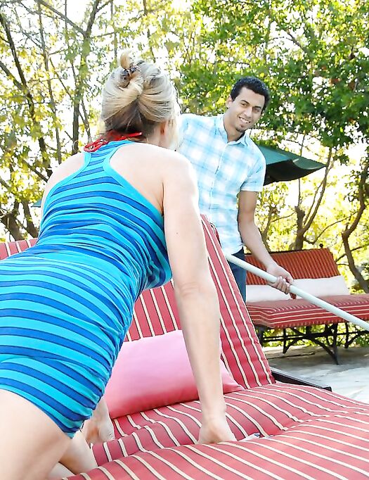 The Beautiful Milf With Big Boobs Jenna Covelli Is Fucking Hard Black Meat Outdoor