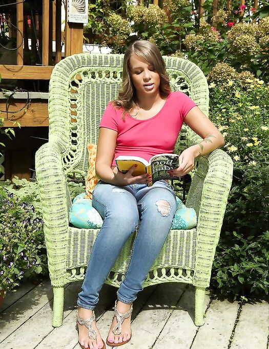 Liza Rowe em Page Turner