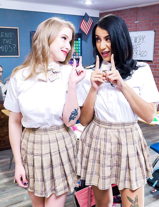 Great XXX Threesome With Octavia Red And Roxie Sinner