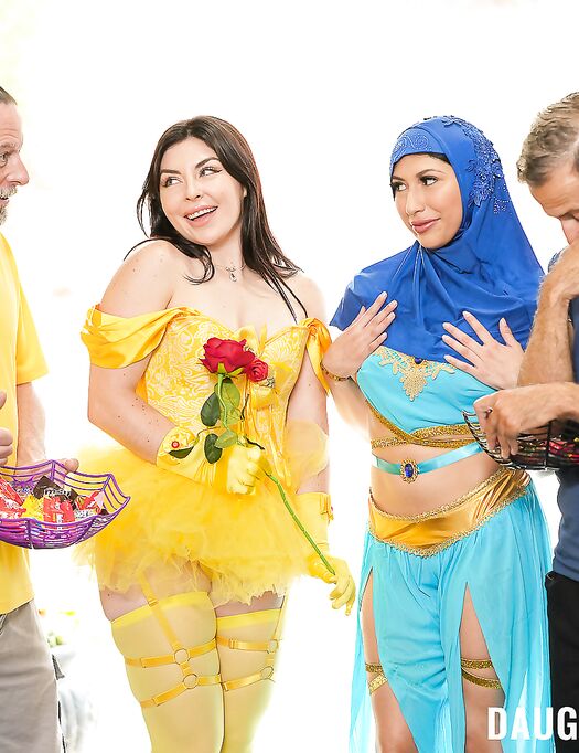 Keira Croft And Penelope Woods Get Fucked With Relish